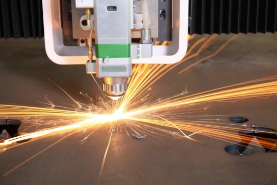 Petit coupeur de tôle laser à fibre d'acier CNC de haute précision près de chez moi